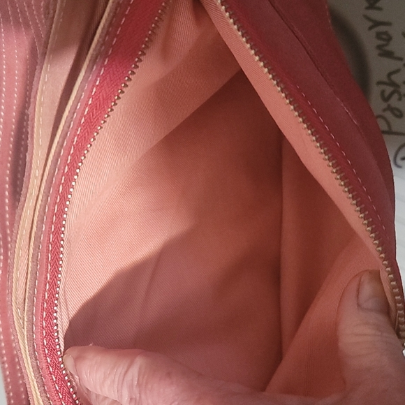 Do nated Banana Republic Rose Nubuck shoulder bag - Picture 2 of 11